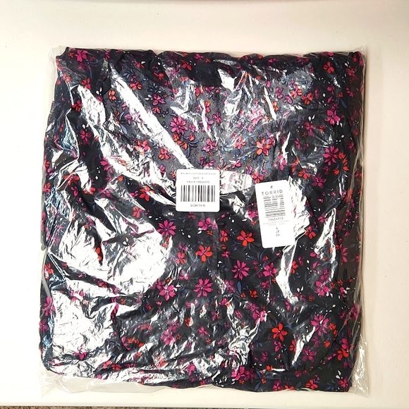 ❤️NWT VINTAGE TORRID MESH BUTTON RUCHED MINI DRESS - FLORAL PRINT - SIZE 4X - Picture 6 of 12